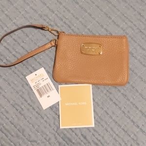 Michael KORS wristlet clutch
